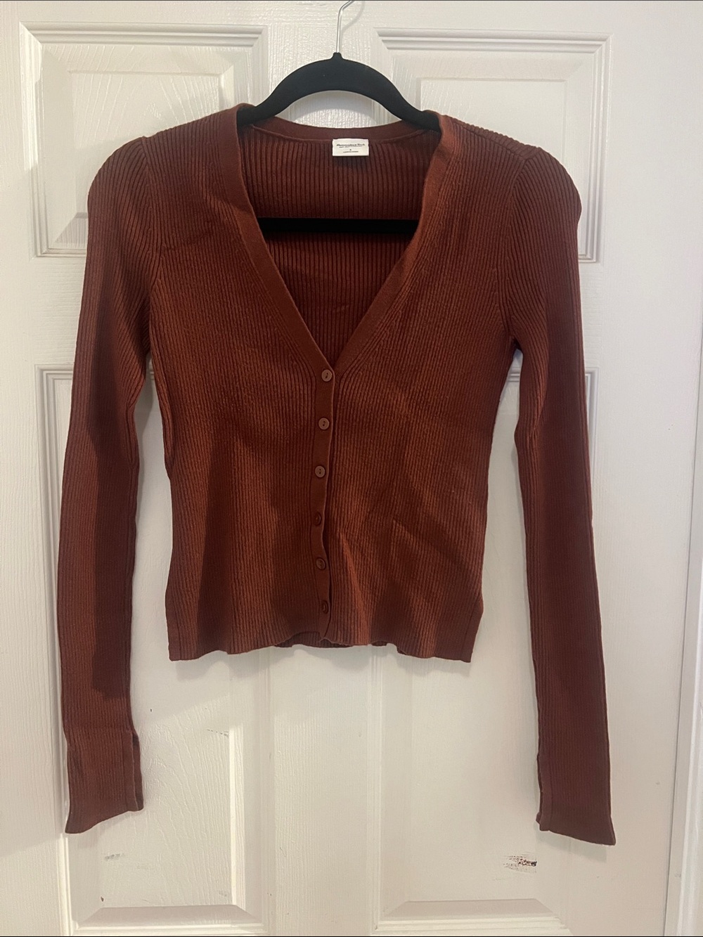 Abercrombie Ribbed V-Neck Button Cardigan - Rust, Small